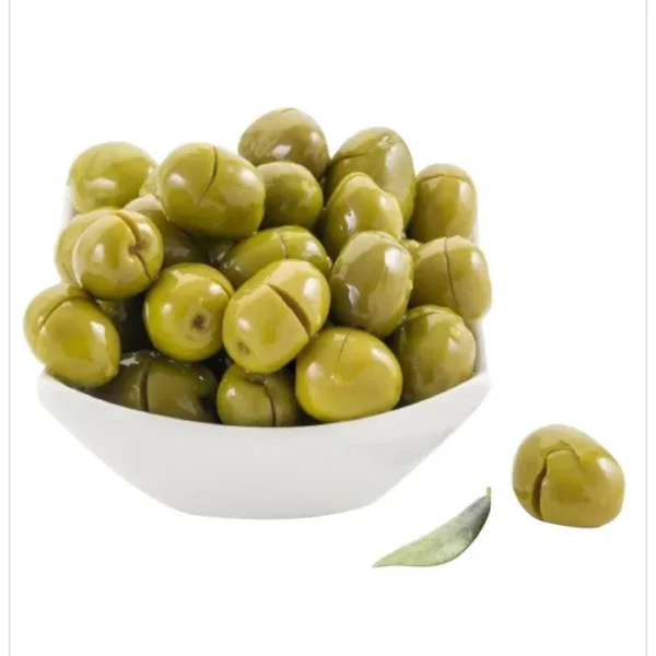 زيتون أخضر متشقق